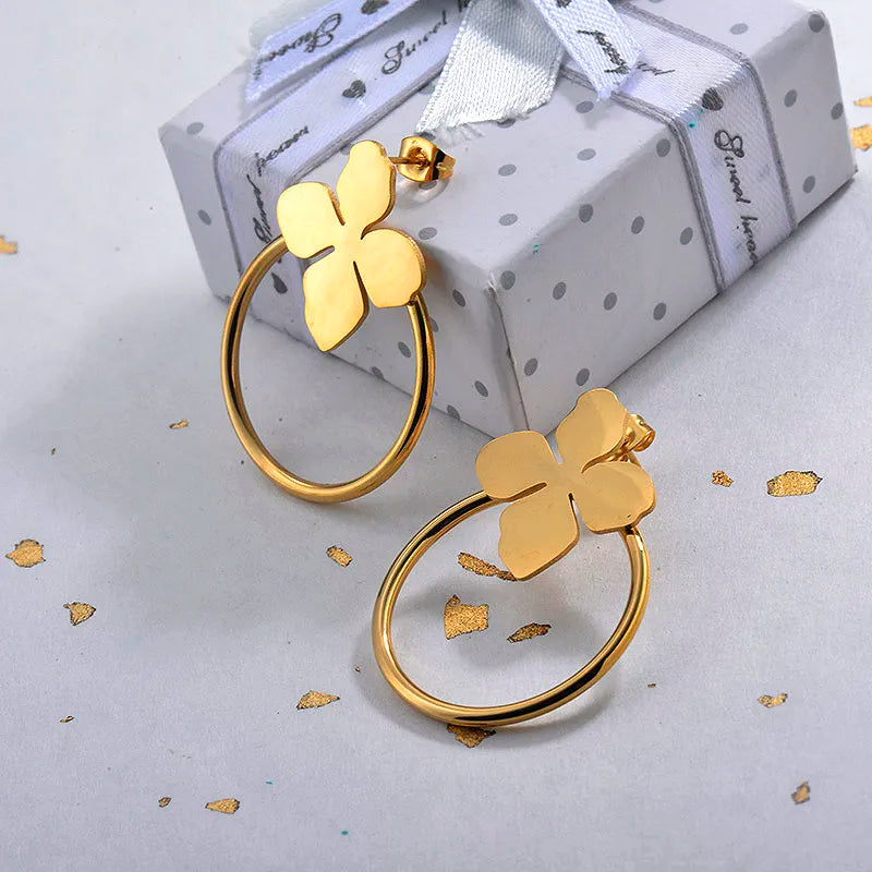 Aros Trébol Dorado – Acero Inoxidable