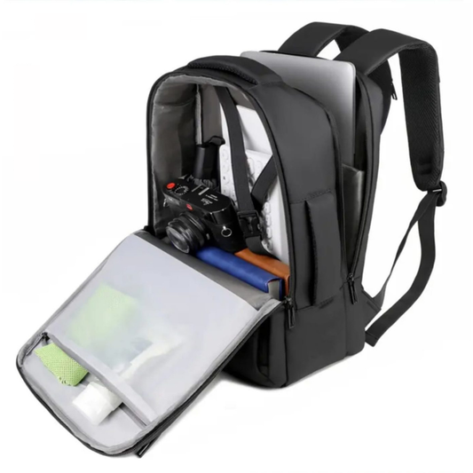 Mochila Ejecutiva Antirrobo Impermeable 15.6” con Puerto USB