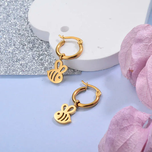 Aros Argollas con Dije de Abejita – Acero Inoxidable
